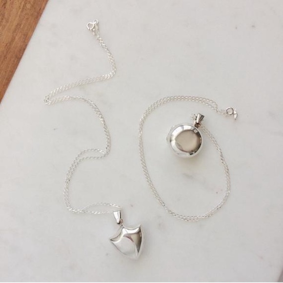 Vintage Puffy Locket Necklace / Sterling Silver - Picture 7 of 9